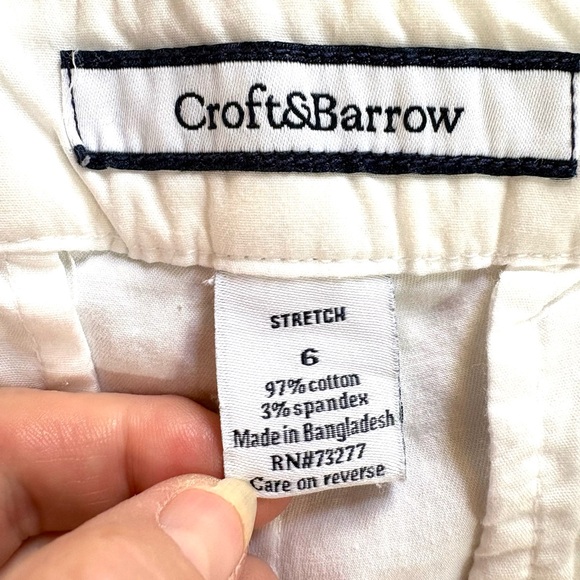 croft & barrow White Flat-Front Cotton Shorts - Picture 2 of 2